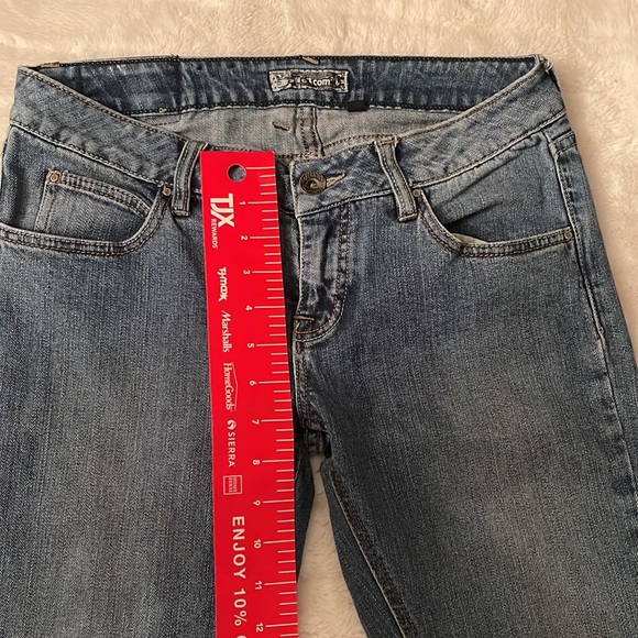 Volcom Bootcut Jeans, Size: 9 - Picture 12 of 13